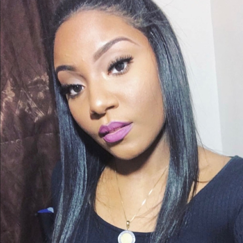 Meet your Posher, Zee